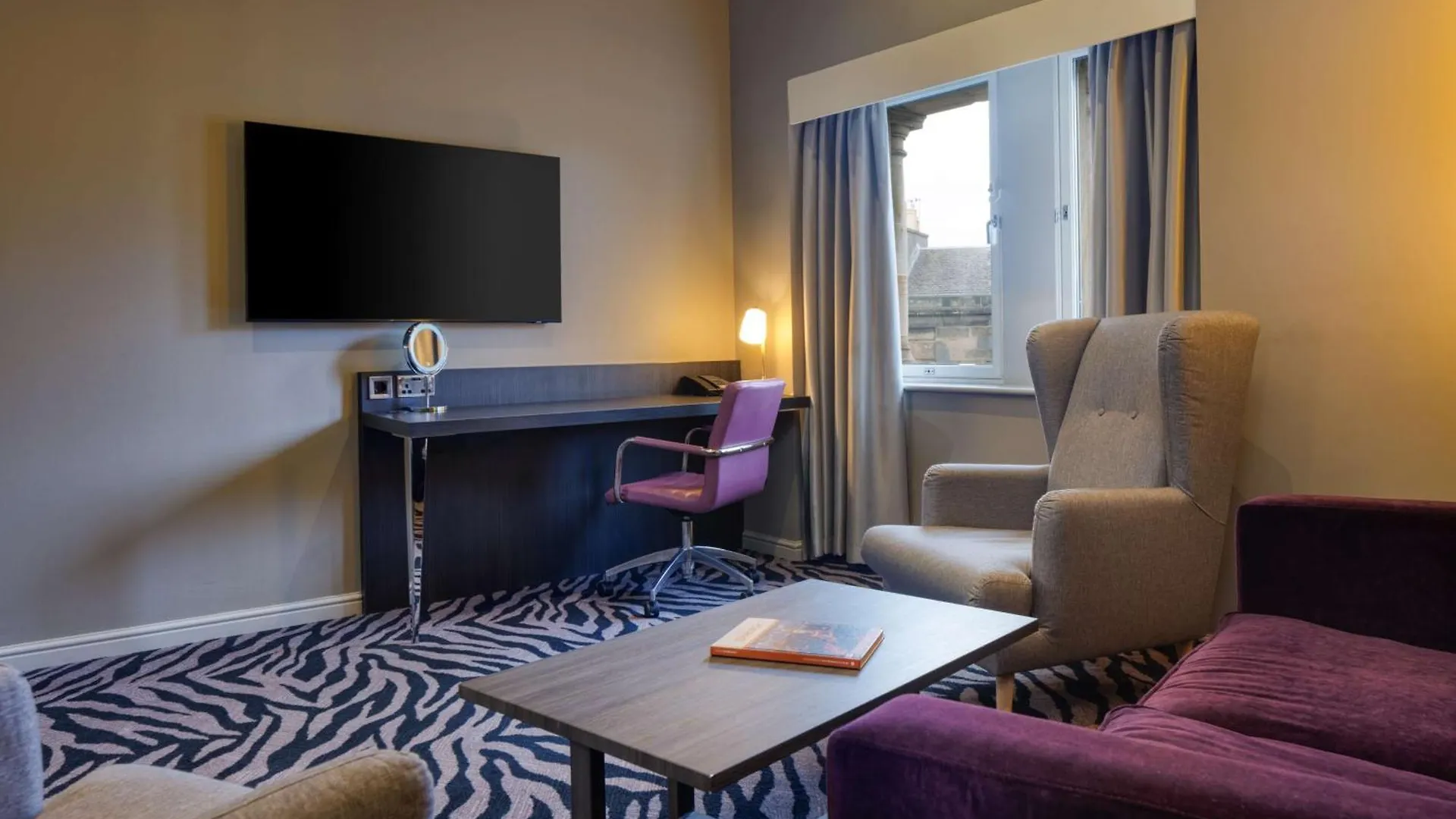 Doubletree By Hilton Edinburgh City Centre