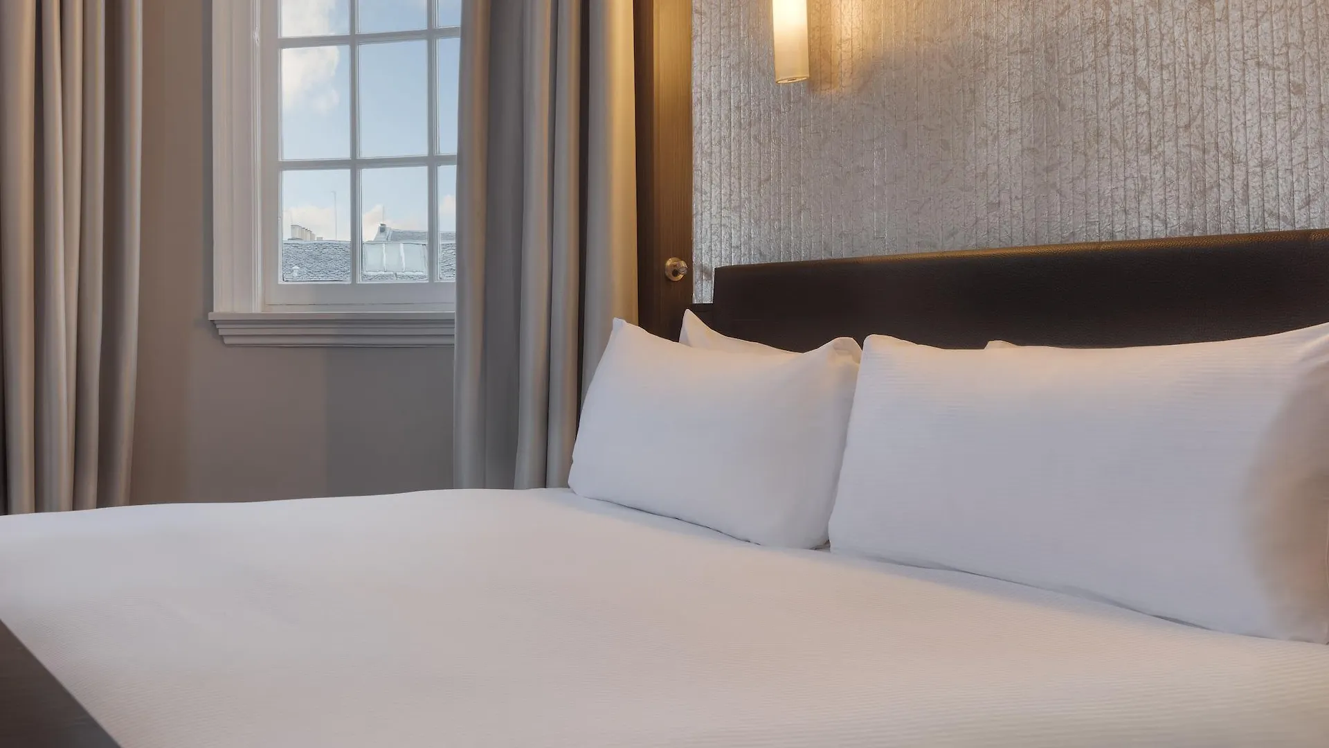 **** Hotel Doubletree By Hilton Edinburgh City Centre United Kingdom