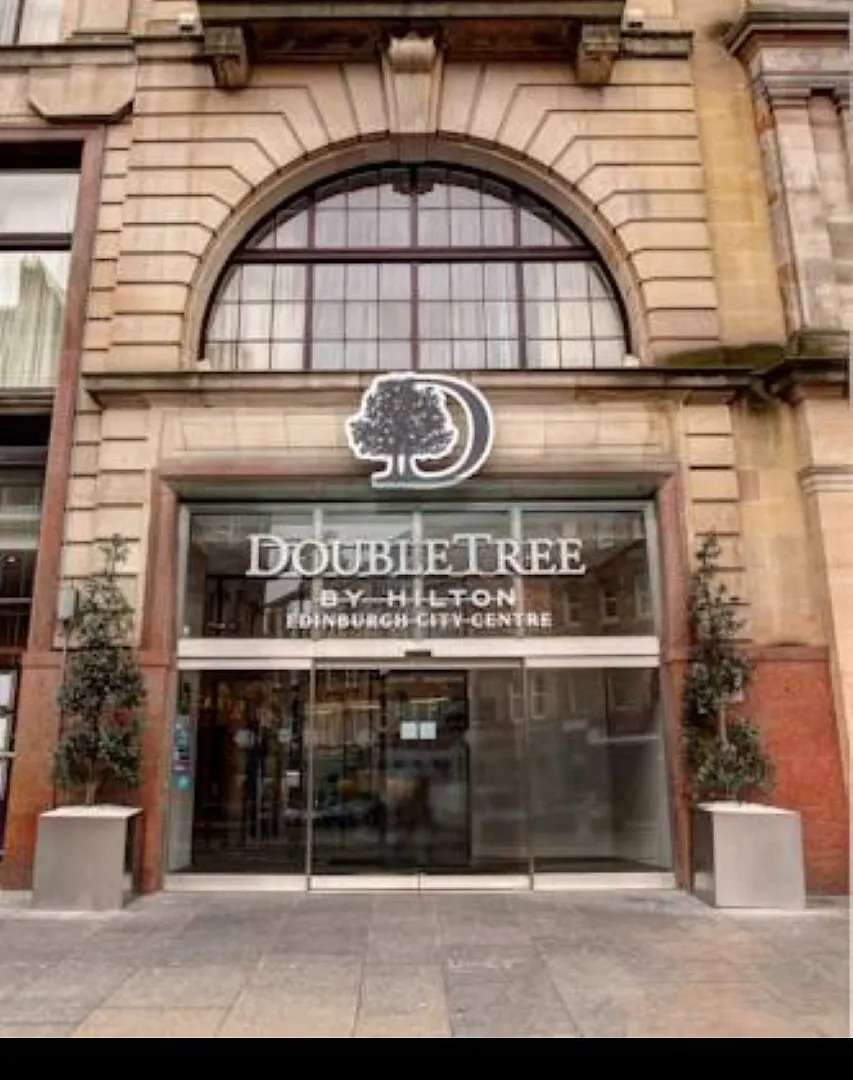Doubletree By Hilton Edinburgh City Centre 4*,